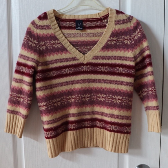 Gap sweater - Picture 1 of 3